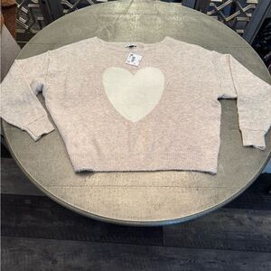 NWT American Eagle Outfitters Cream Heart Sweater